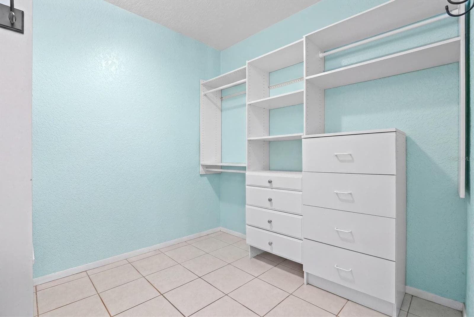 3532 EAGLE NEST DRIVE — photo 36 of 60
