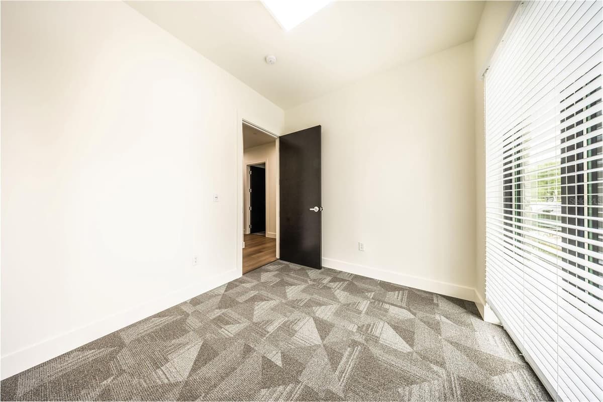 741 CIARA CREEK COVE — photo 17 of 43
