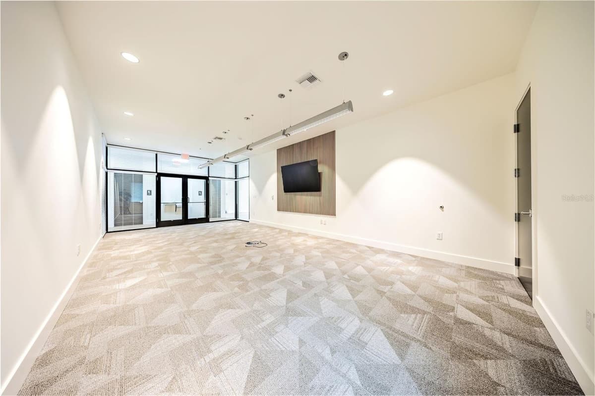741 CIARA CREEK COVE — photo 14 of 43