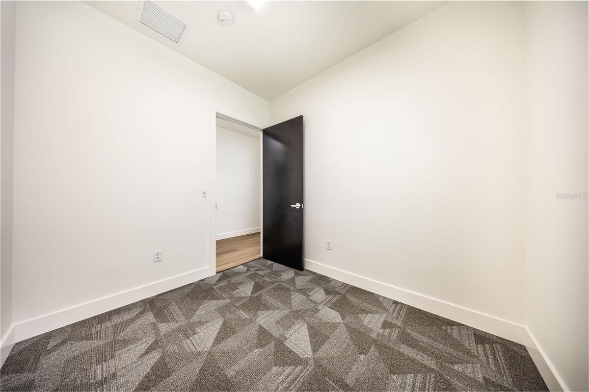 741 CIARA CREEK COVE — photo 26 of 43