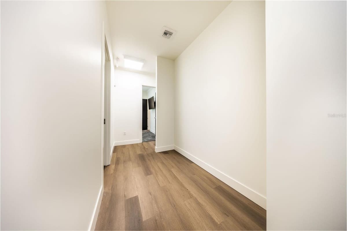 741 CIARA CREEK COVE — photo 27 of 43