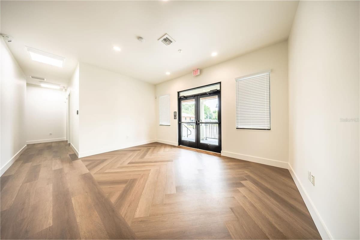 741 CIARA CREEK COVE — photo 8 of 43