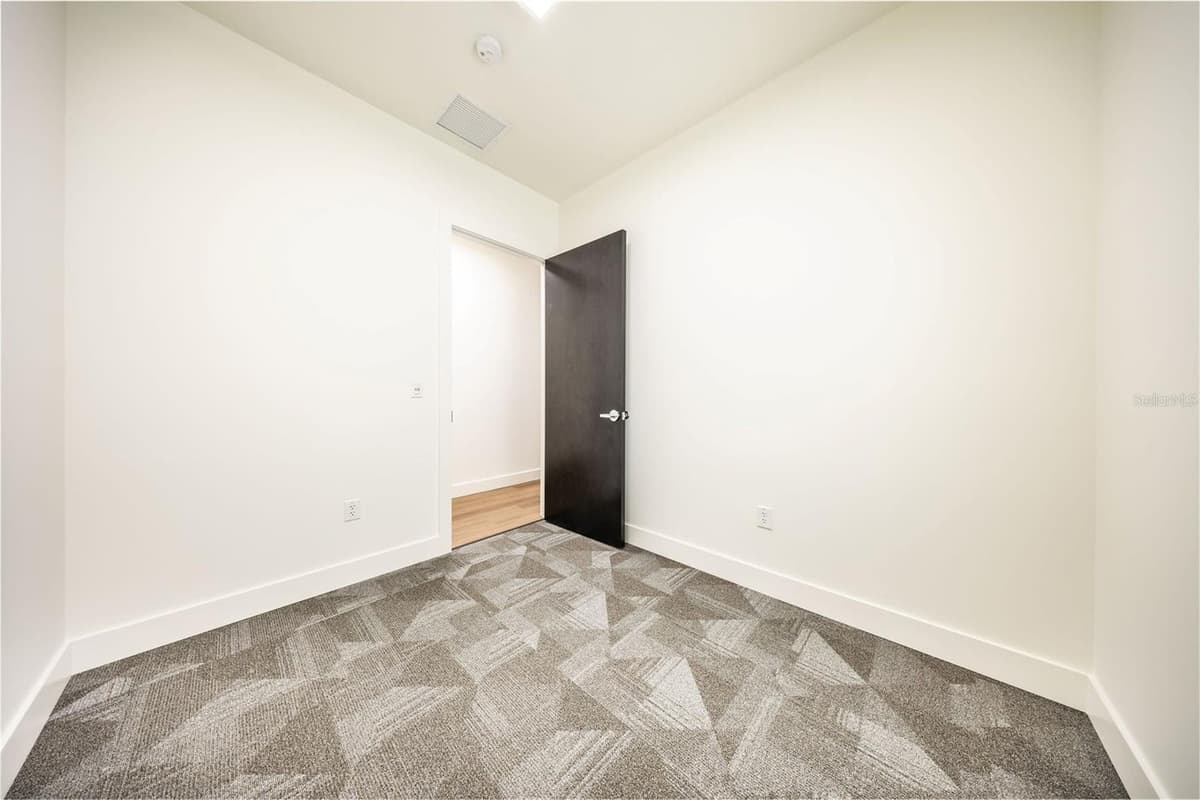741 CIARA CREEK COVE — photo 29 of 43