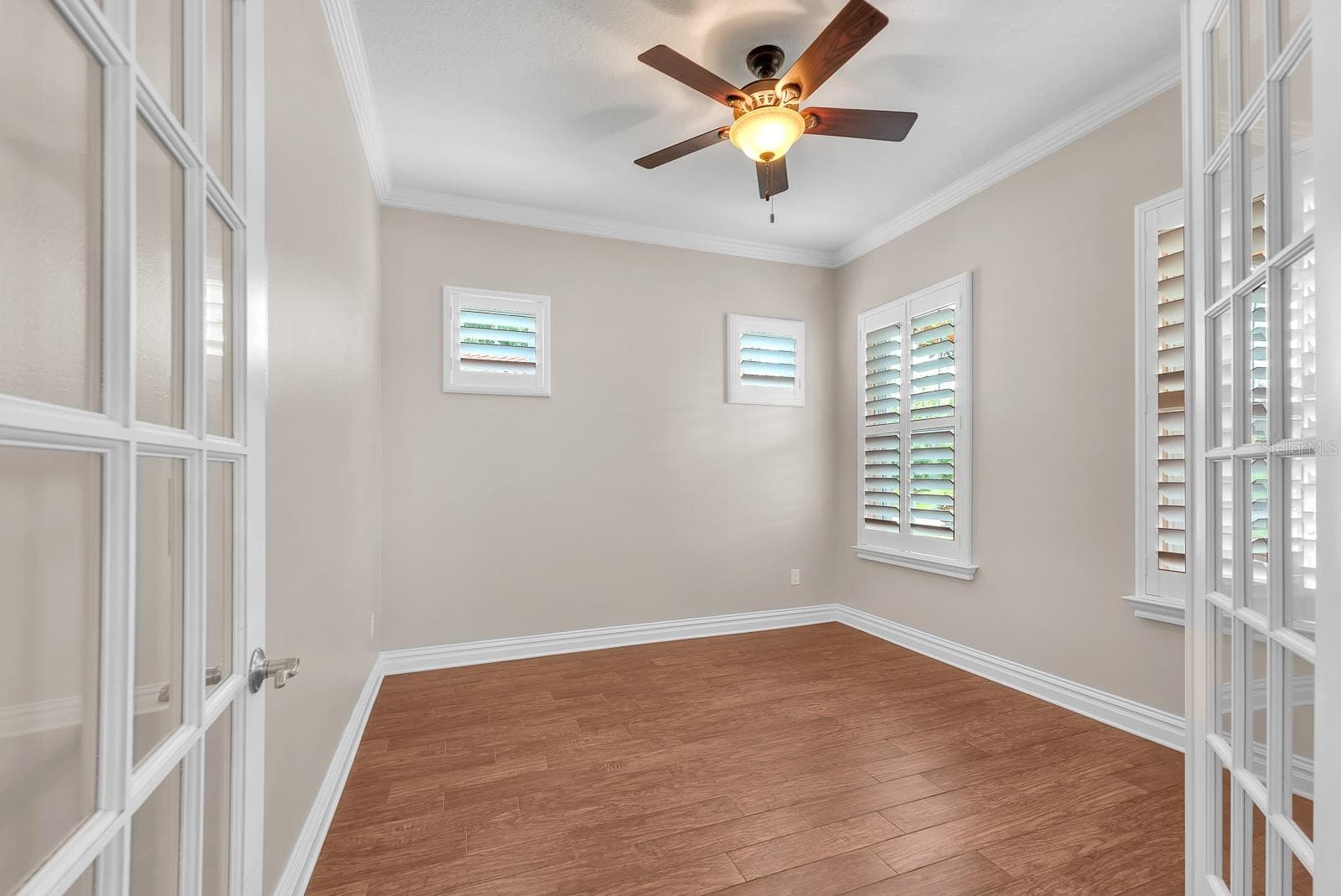 5208 ALAFIA FALLS DRIVE — photo 24 of 54