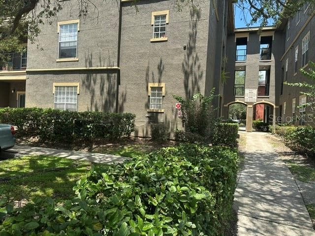 102 VISTA VERDI CIRCLE — photo 2 of 15