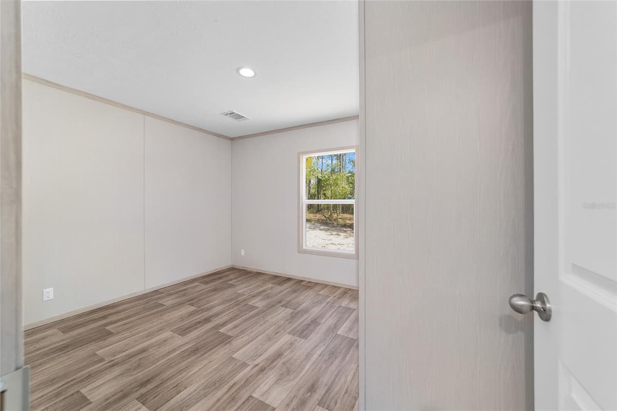 14830 21ST PLACE — photo 41 of 61