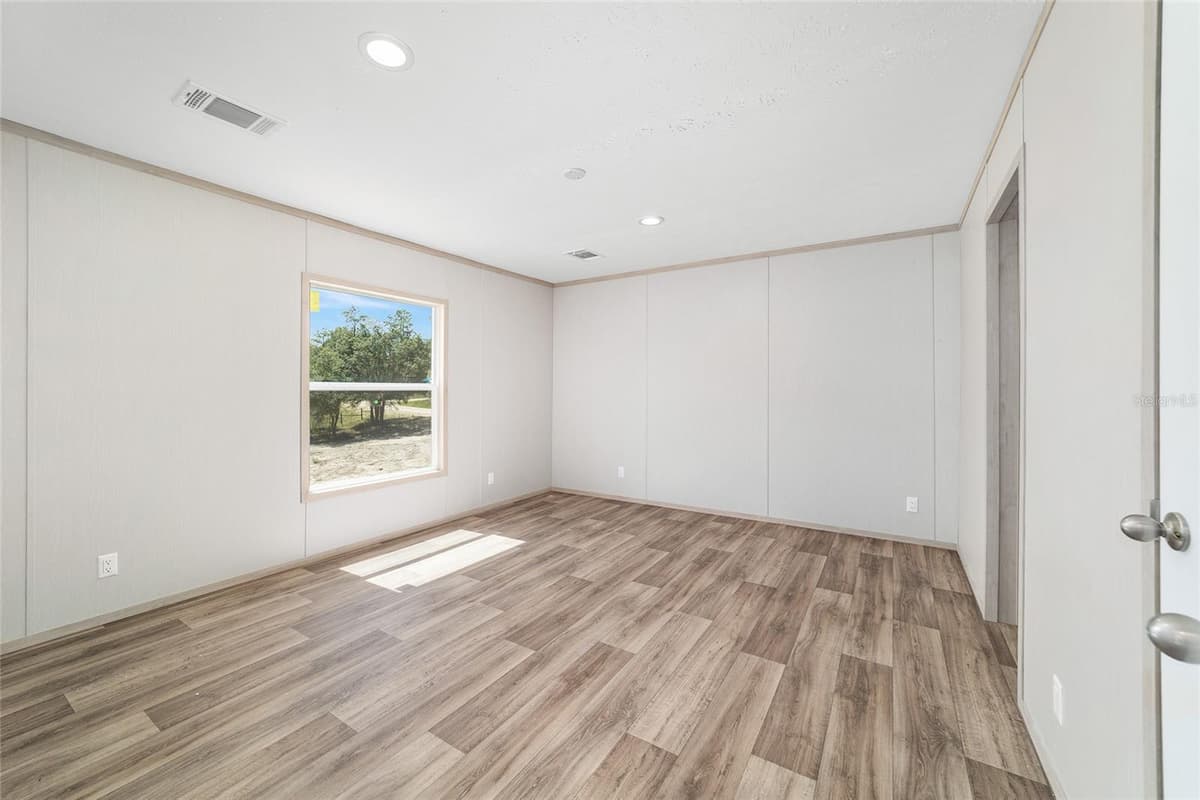 14830 21ST PLACE — photo 30 of 61