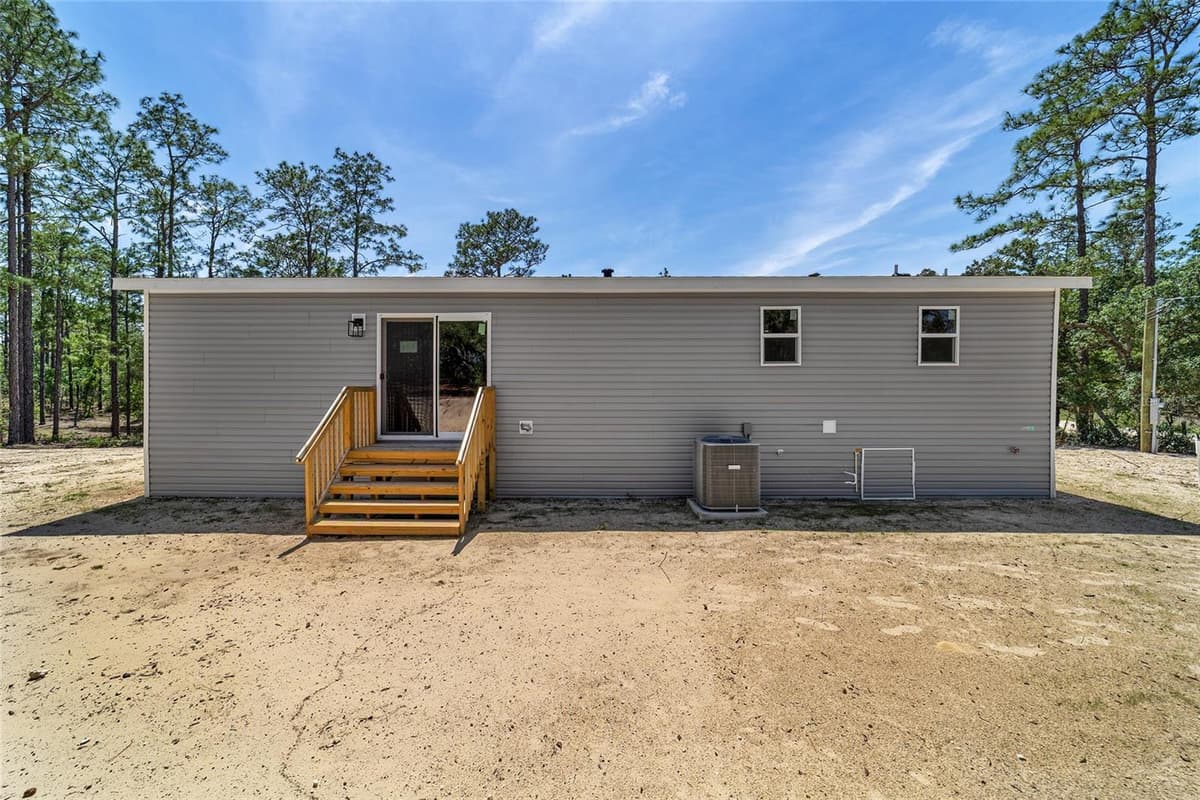 14830 21ST PLACE — photo 10 of 61