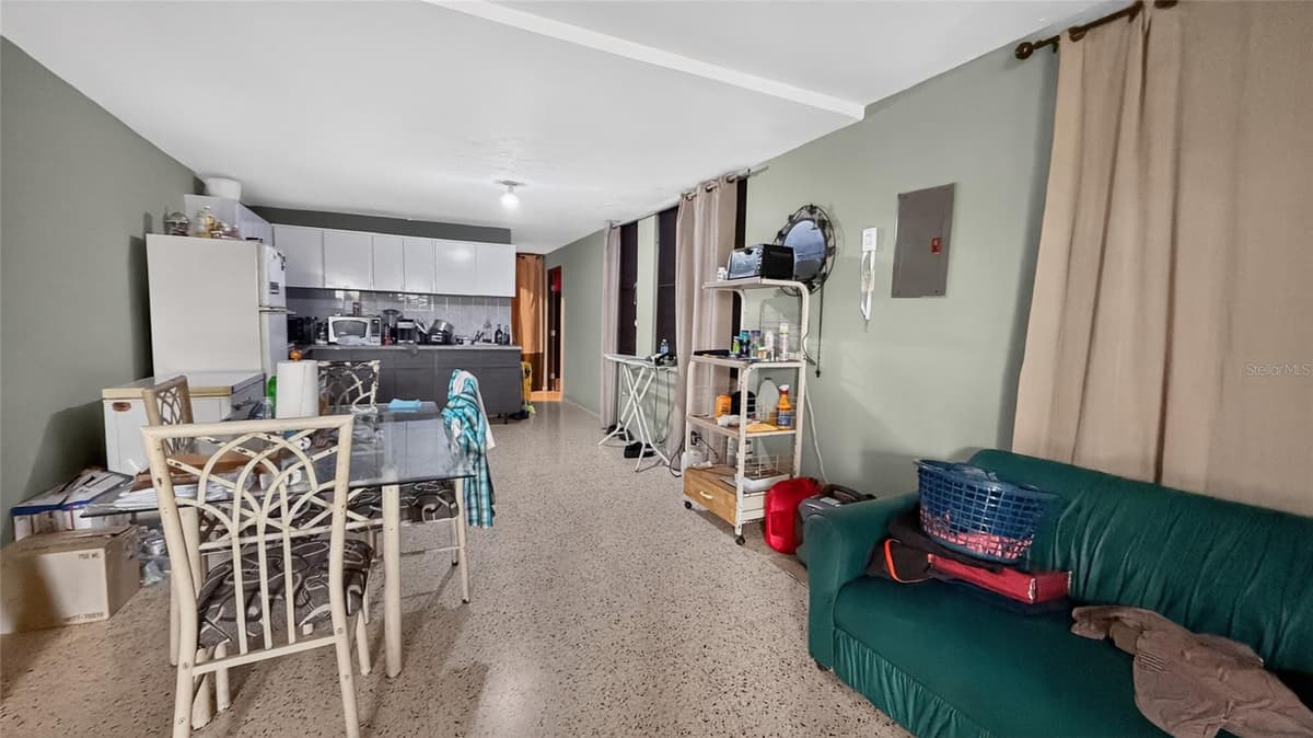 1 HNAS DAVILA, BETANCES ESQ A D — photo 6 of 19