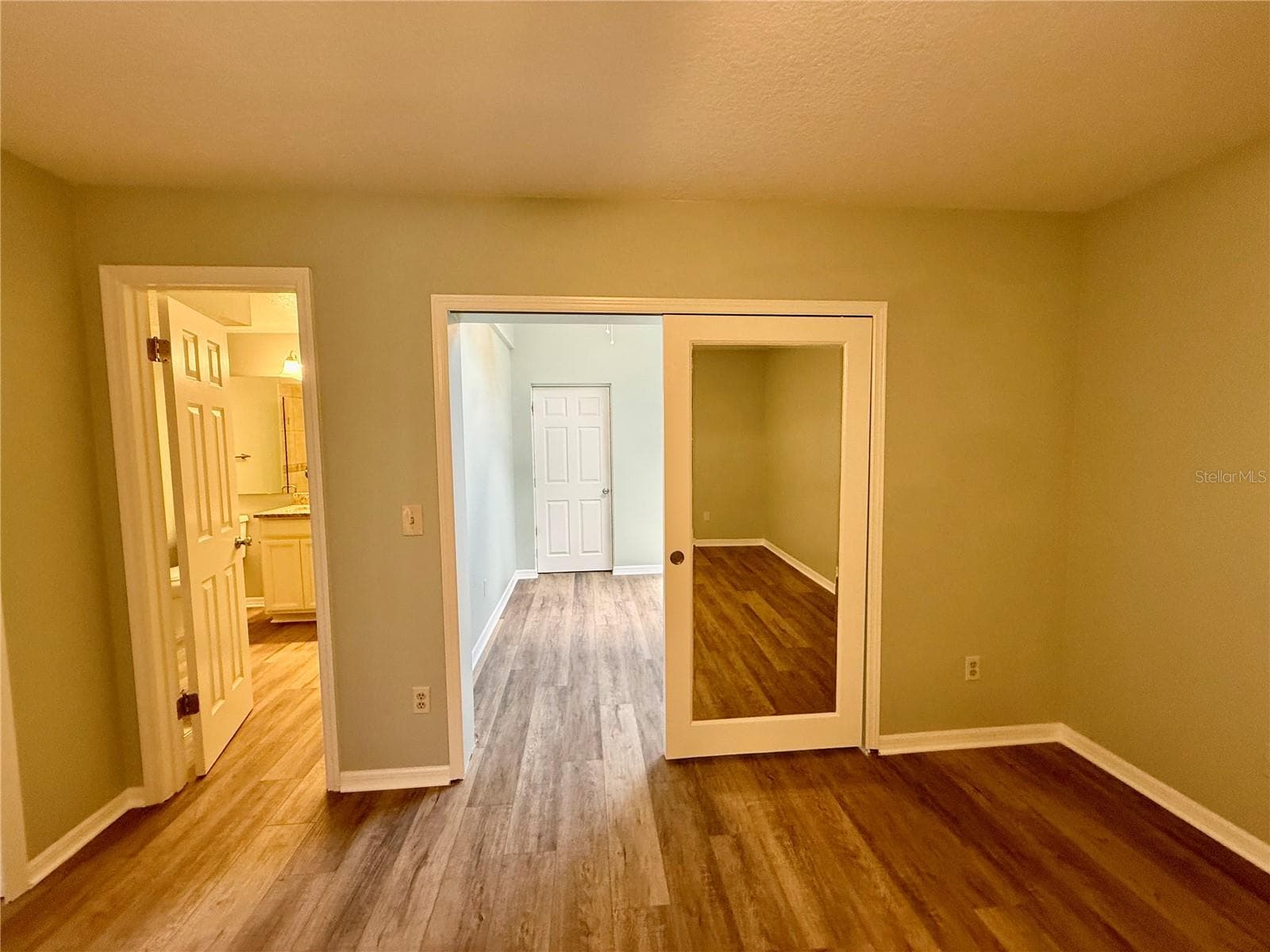 1662 TREMONT LANE — photo 20 of 56