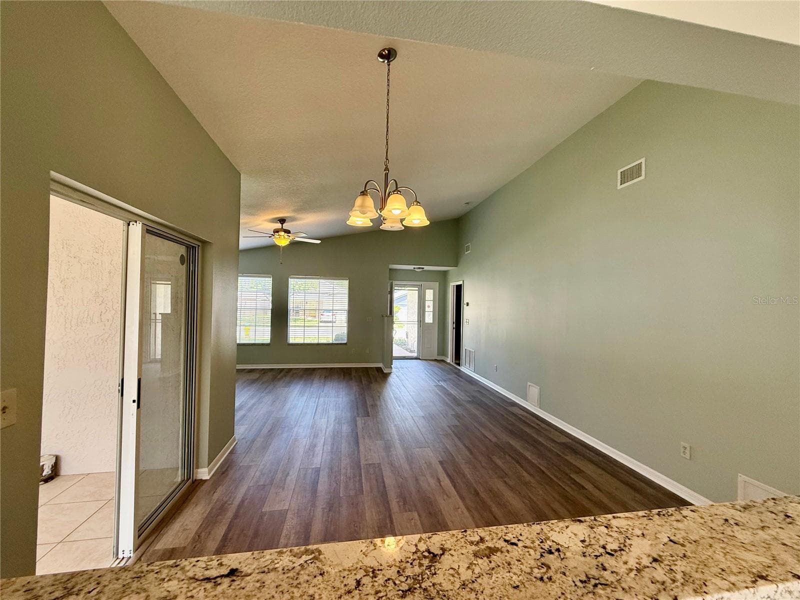 1662 TREMONT LANE — photo 17 of 56