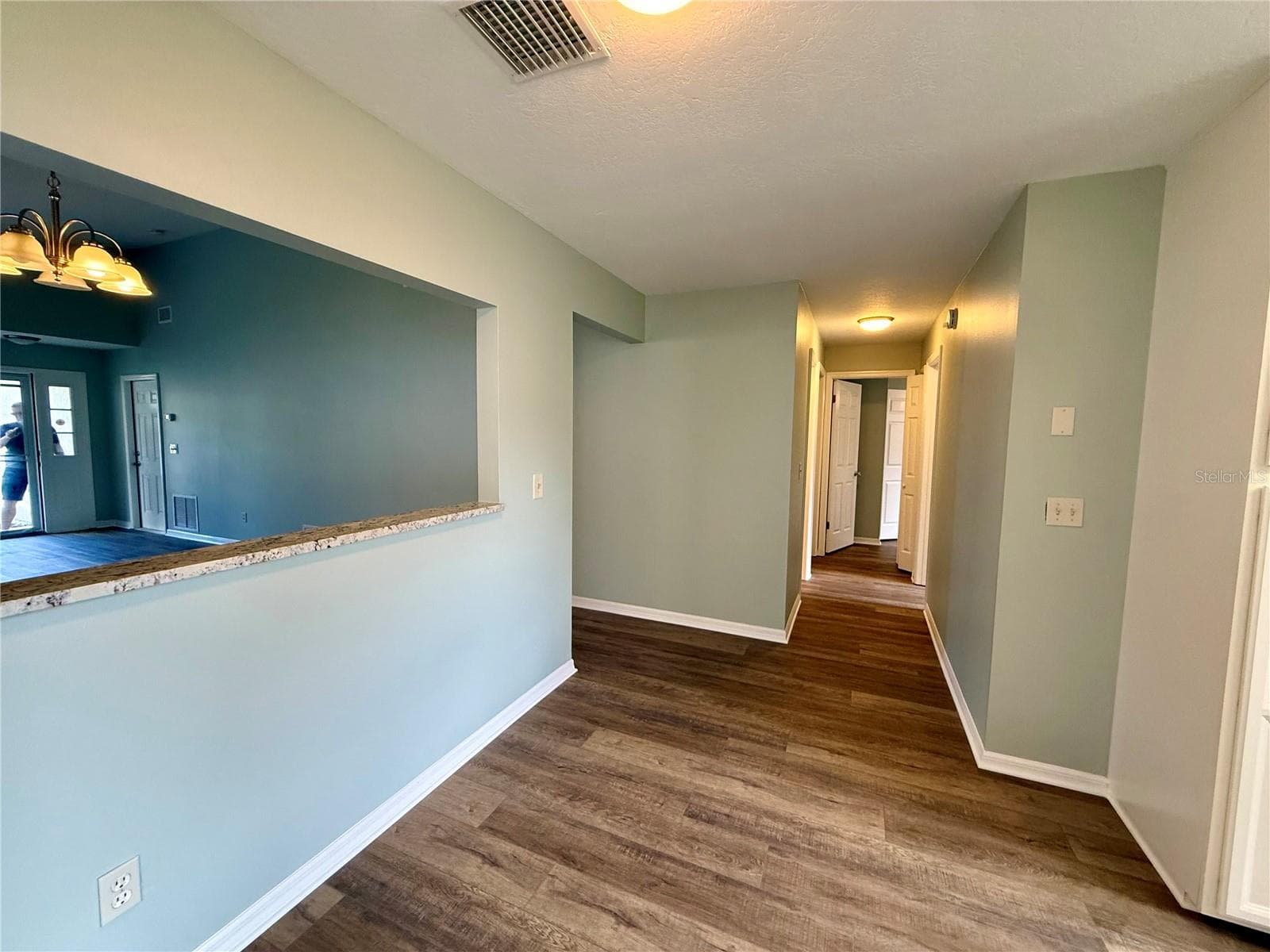 1662 TREMONT LANE — photo 14 of 56
