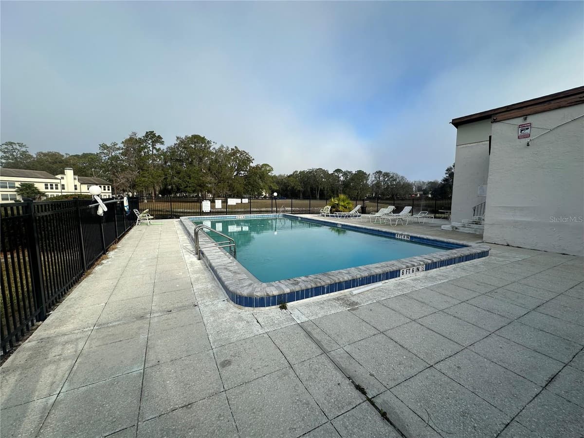 17202 SANDALWOOD DRIVE — photo 11 of 15