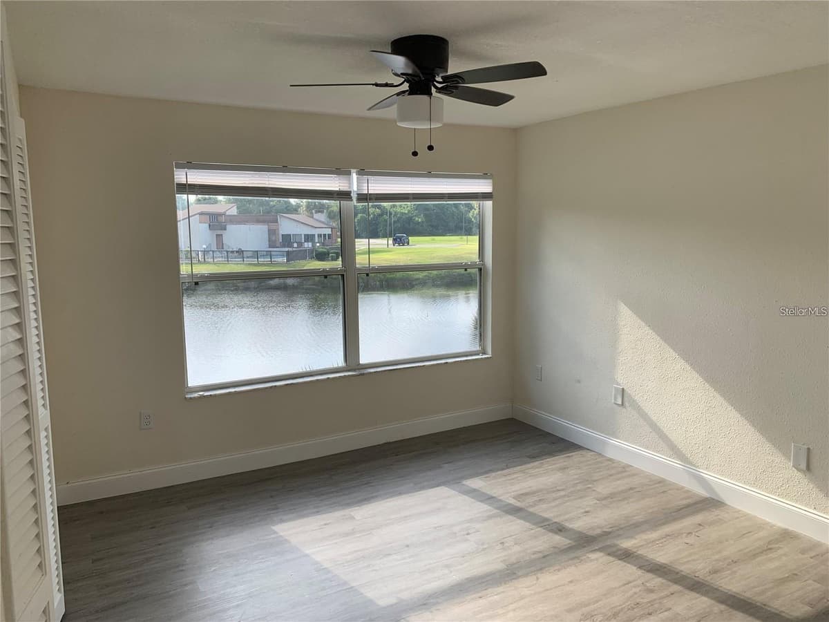 17202 SANDALWOOD DRIVE — photo 5 of 15