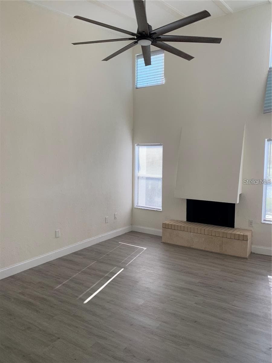 17202 SANDALWOOD DRIVE — photo 4 of 15