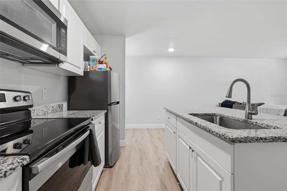 10191 67TH LANE — photo 7 of 27