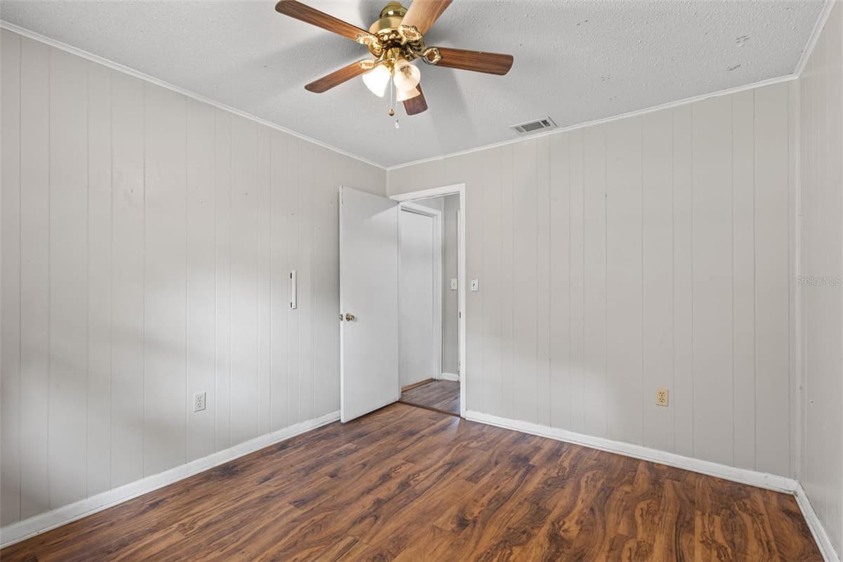 7251 40TH STREET — photo 18 of 50
