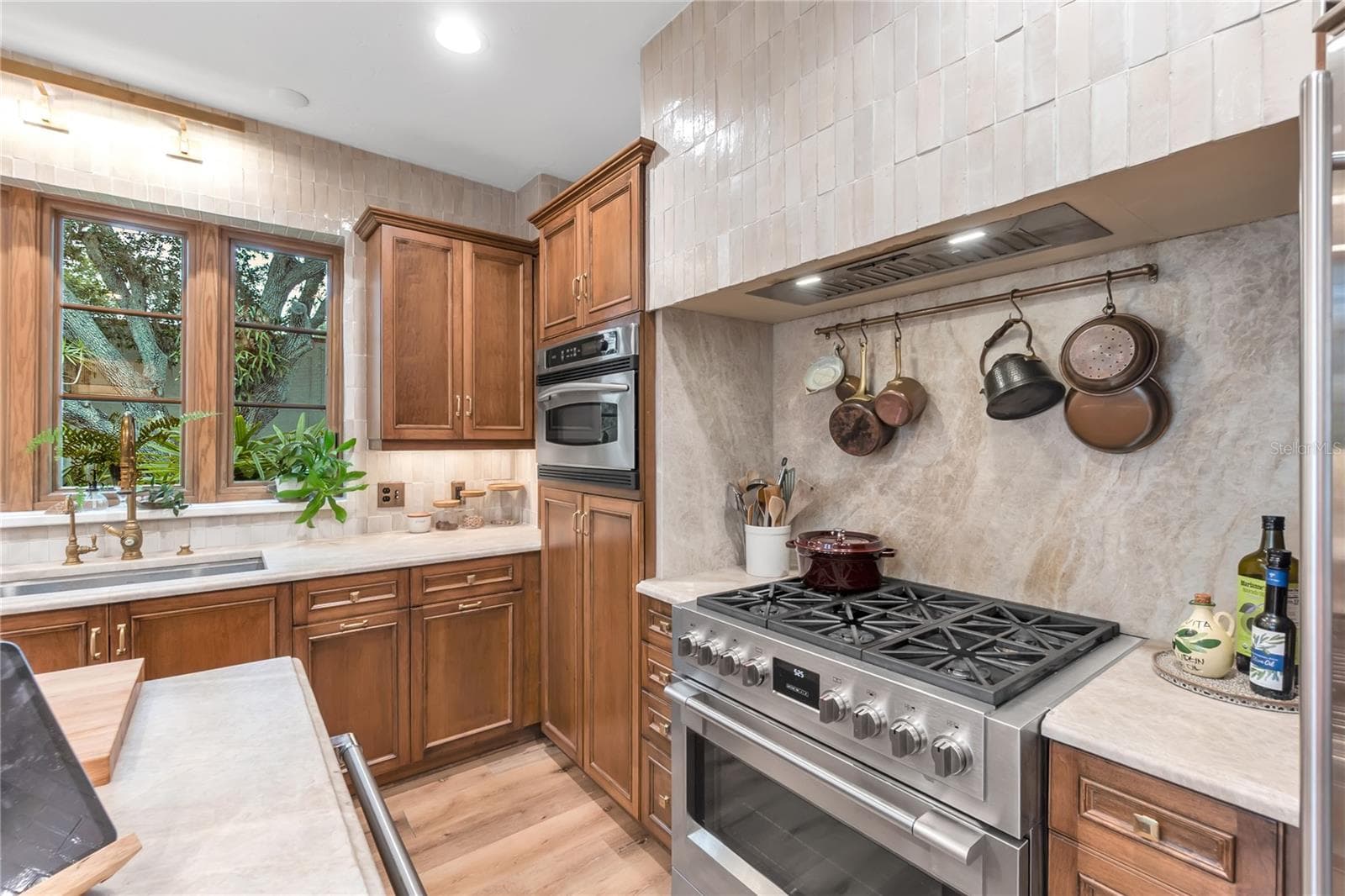 1864 CLEMATIS ST STREET — photo 22 of 58