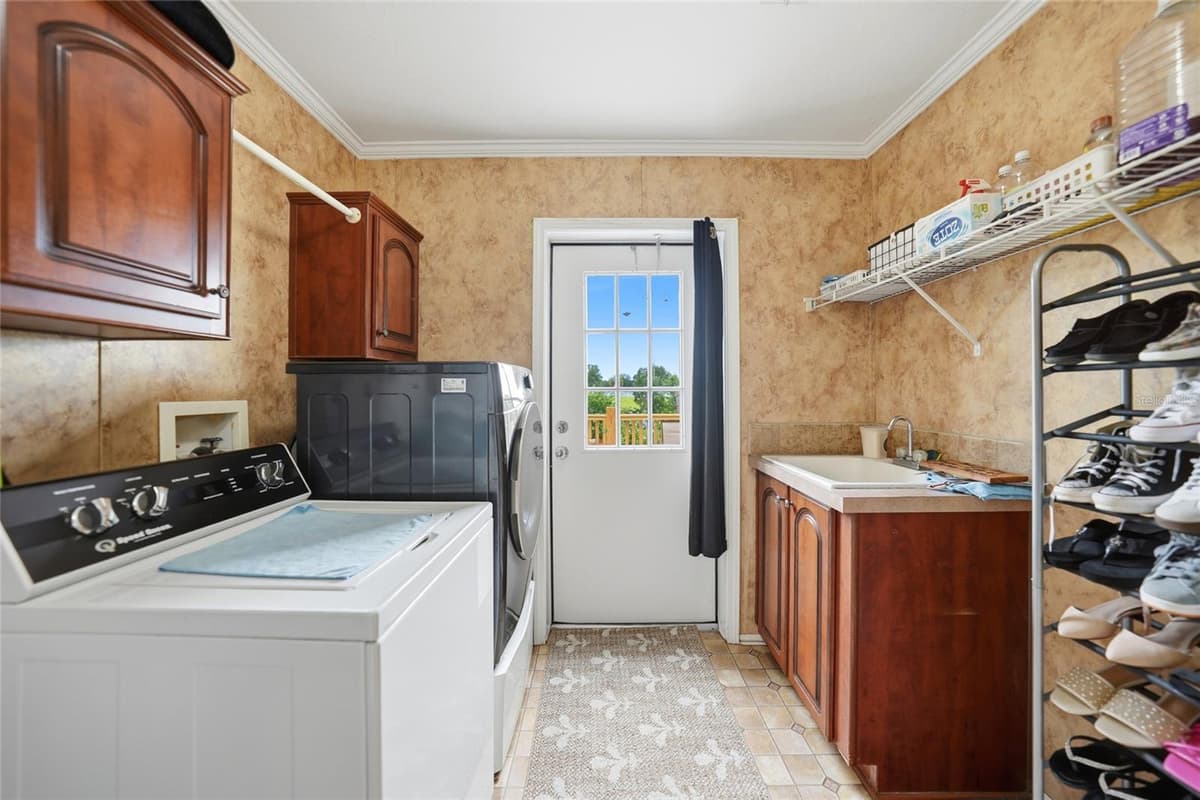 11354 SOUTH HOG BAY AVENUE — photo 32 of 62