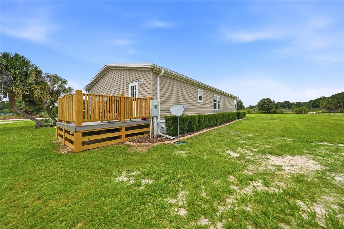 11354 SOUTH HOG BAY AVENUE — photo 50 of 62