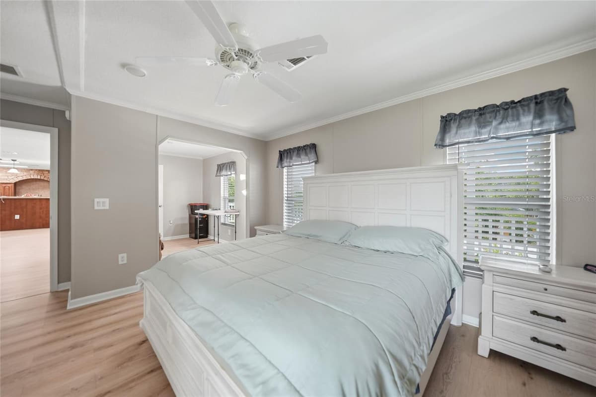 11354 SOUTH HOG BAY AVENUE — photo 17 of 62