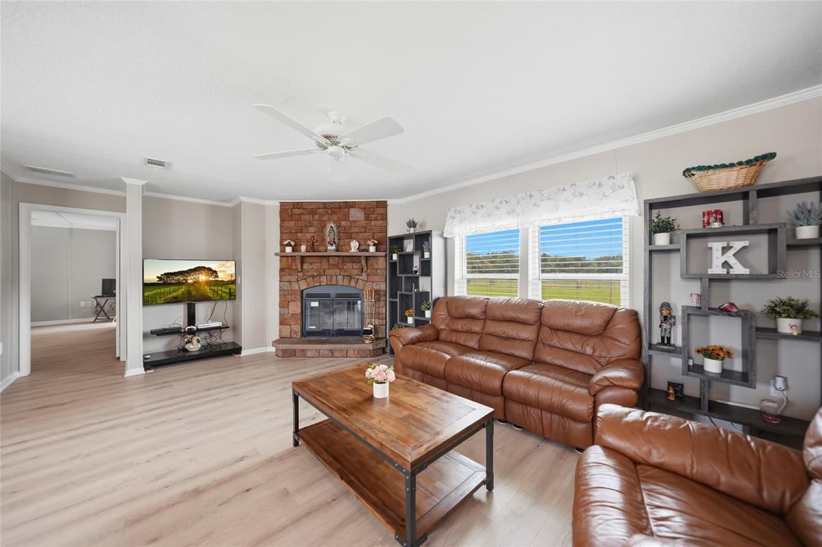 11354 SOUTH HOG BAY AVENUE — photo 8 of 62
