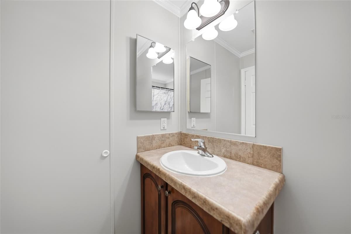 11354 SOUTH HOG BAY AVENUE — photo 31 of 62