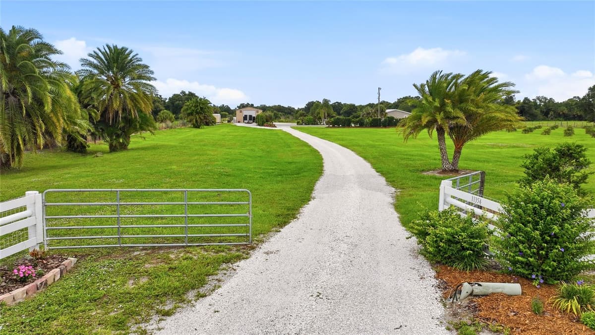 11354 SOUTH HOG BAY AVENUE — photo 46 of 62