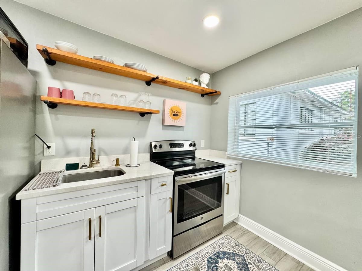 1803 FRIERSON AVENUE — photo 14 of 15