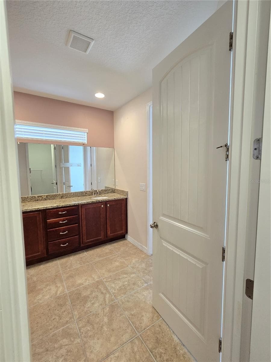 13786 SUMMER HARBOR COURT — photo 25 of 27