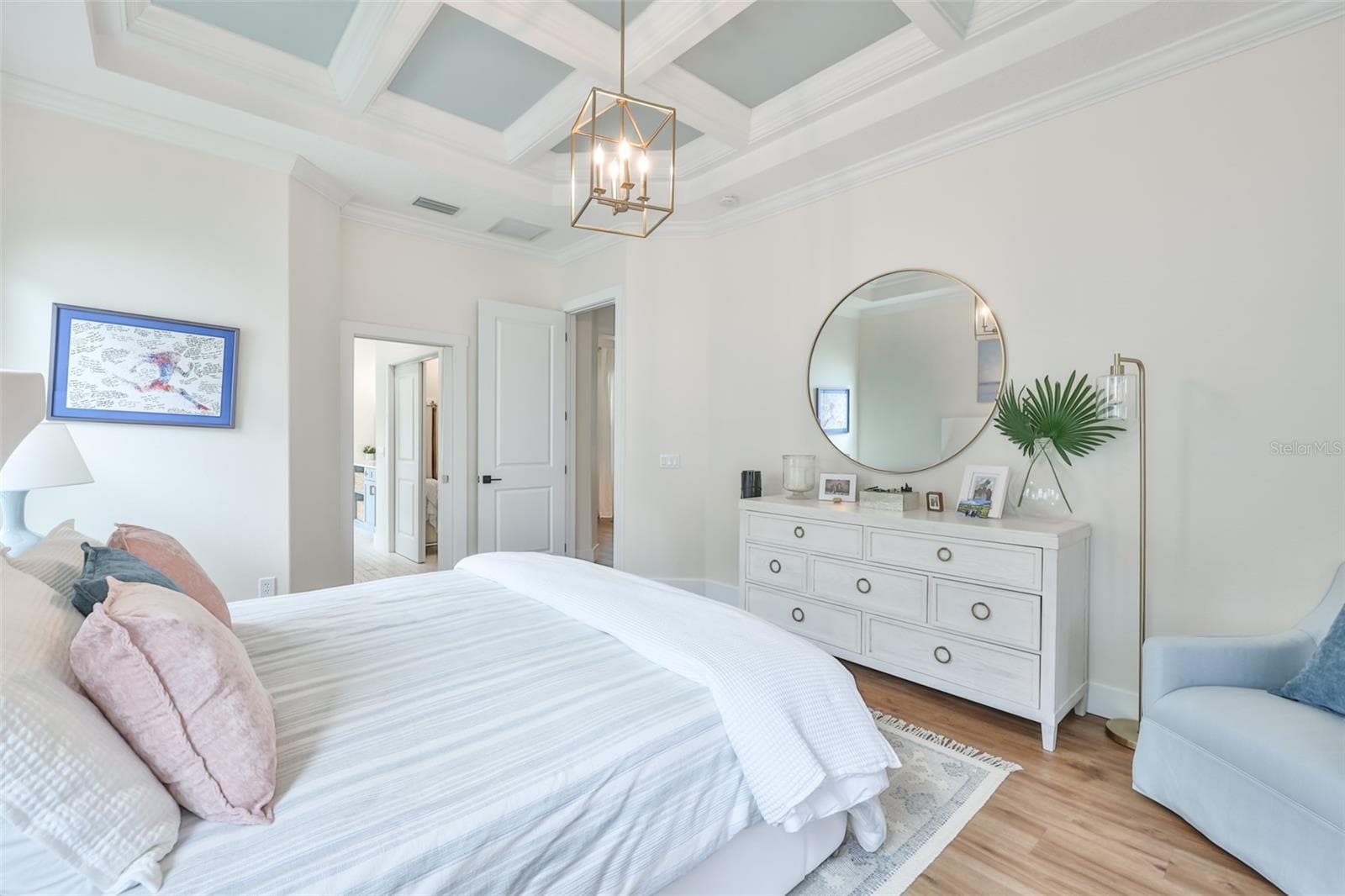404 ISLEBAY DRIVE — photo 36 of 60