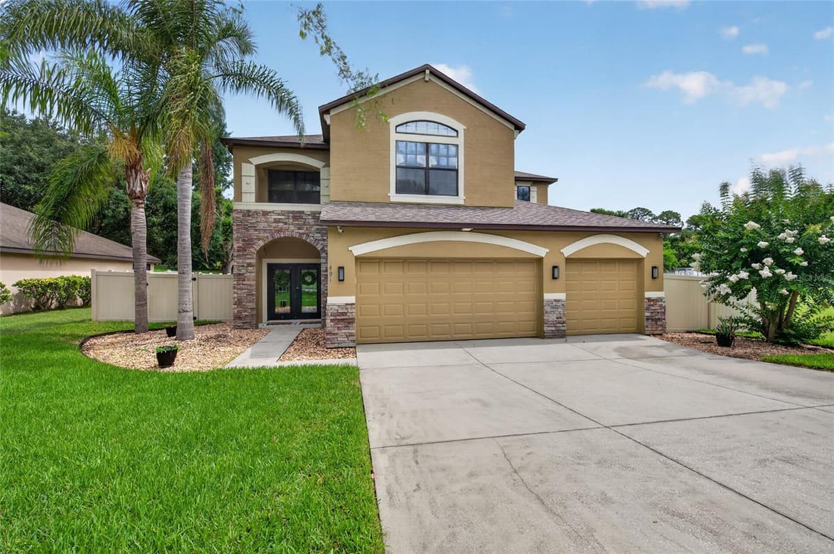 1801 WATERSIDE OAKS DRIVE — photo 1 of 44