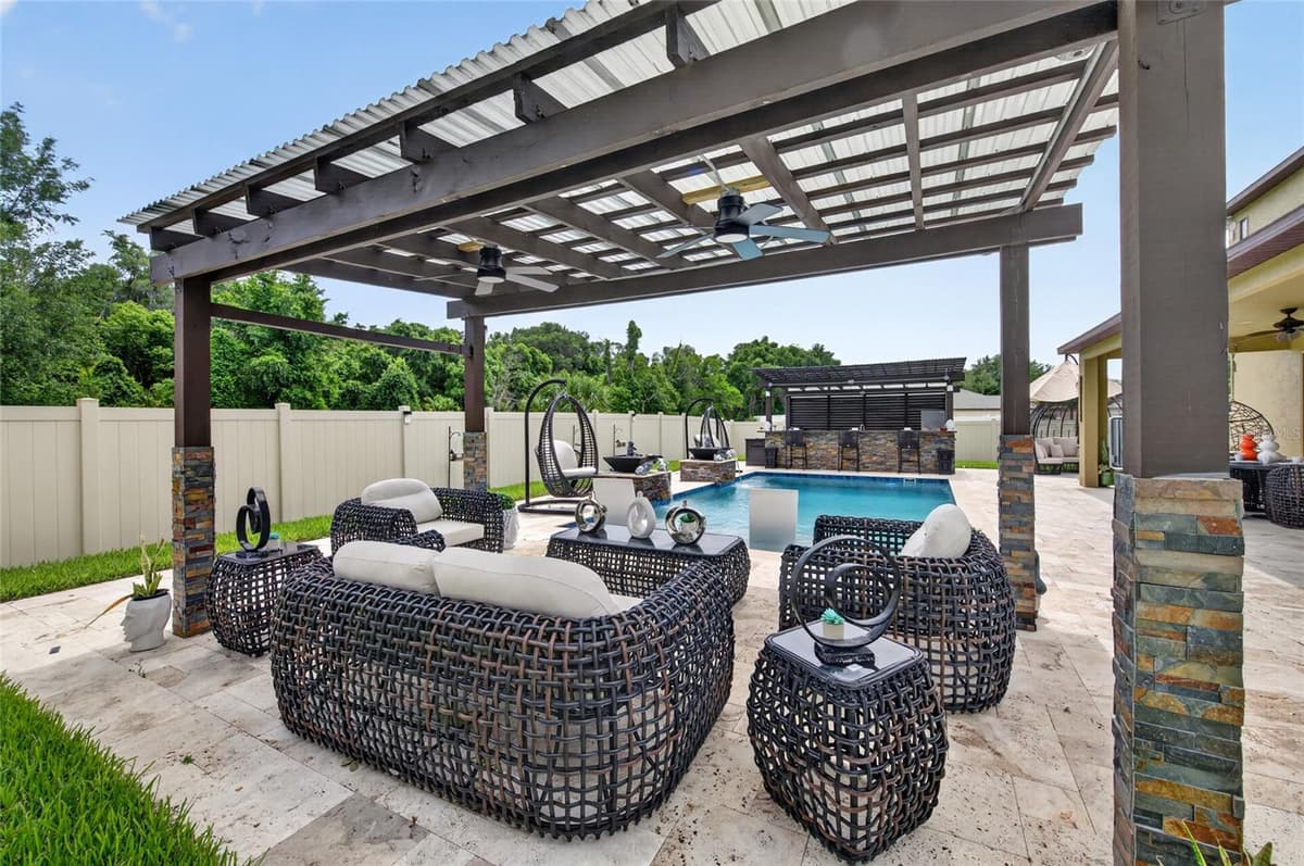 1801 WATERSIDE OAKS DRIVE — photo 36 of 44