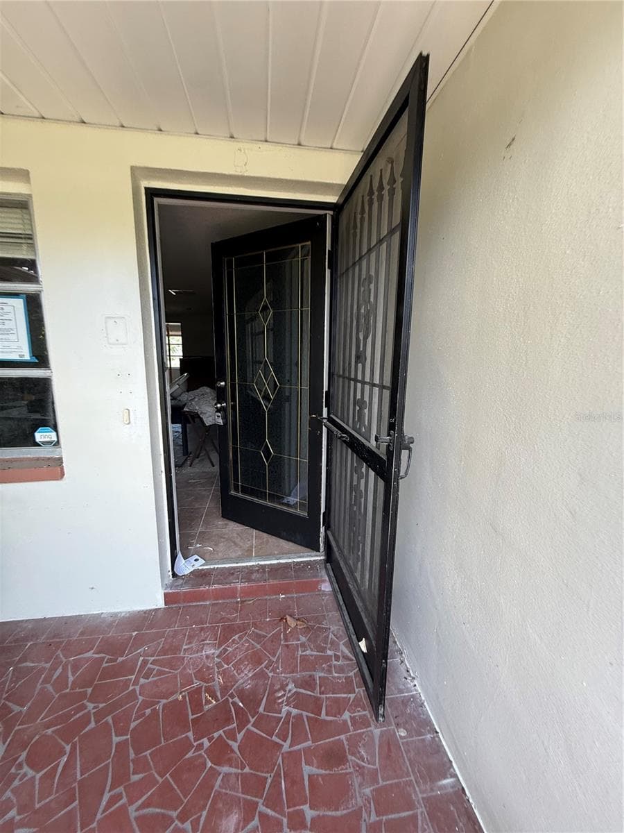 Unknown — photo 2 of 25