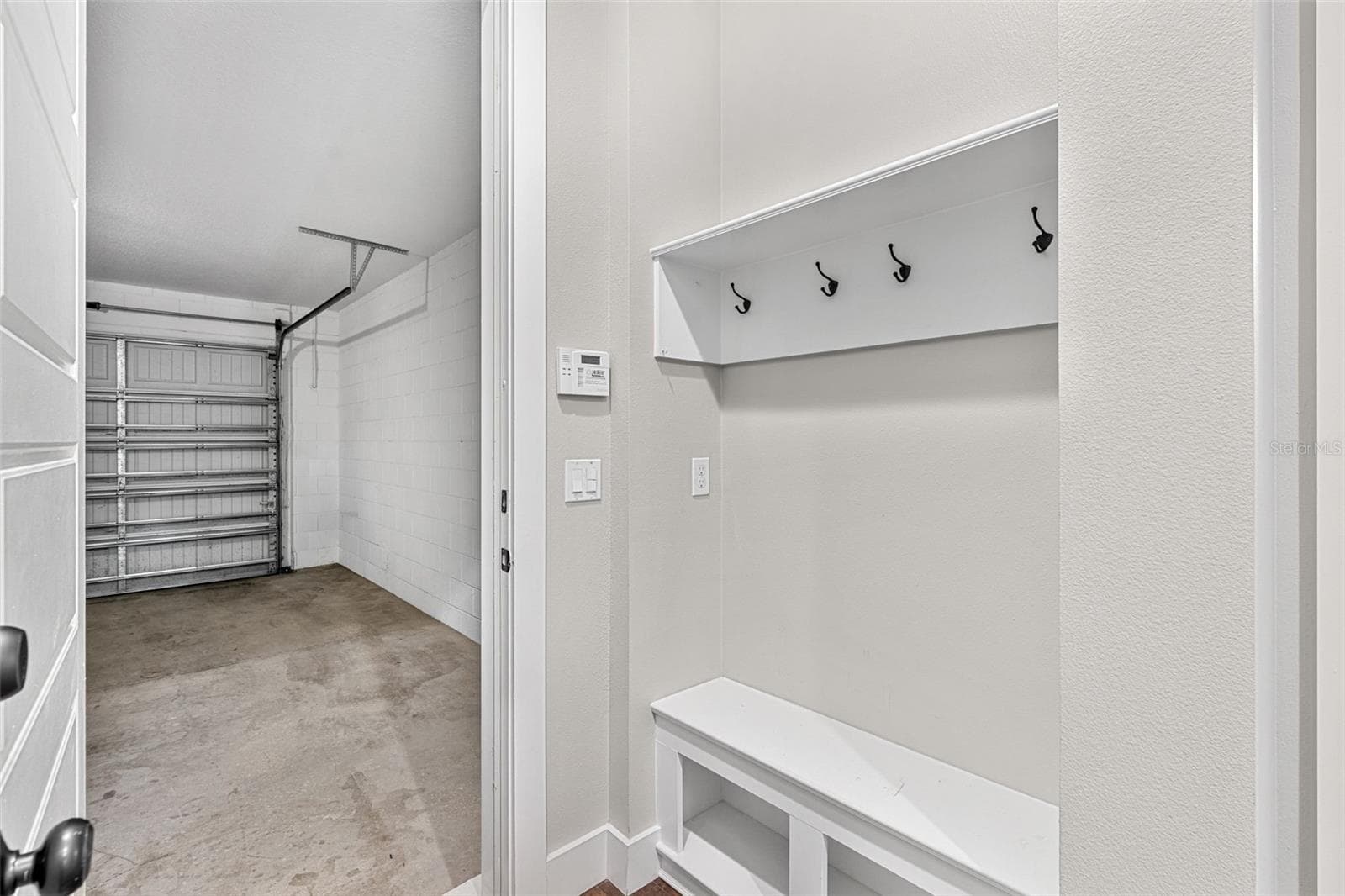 437 CAPEN AVENUE — photo 33 of 36