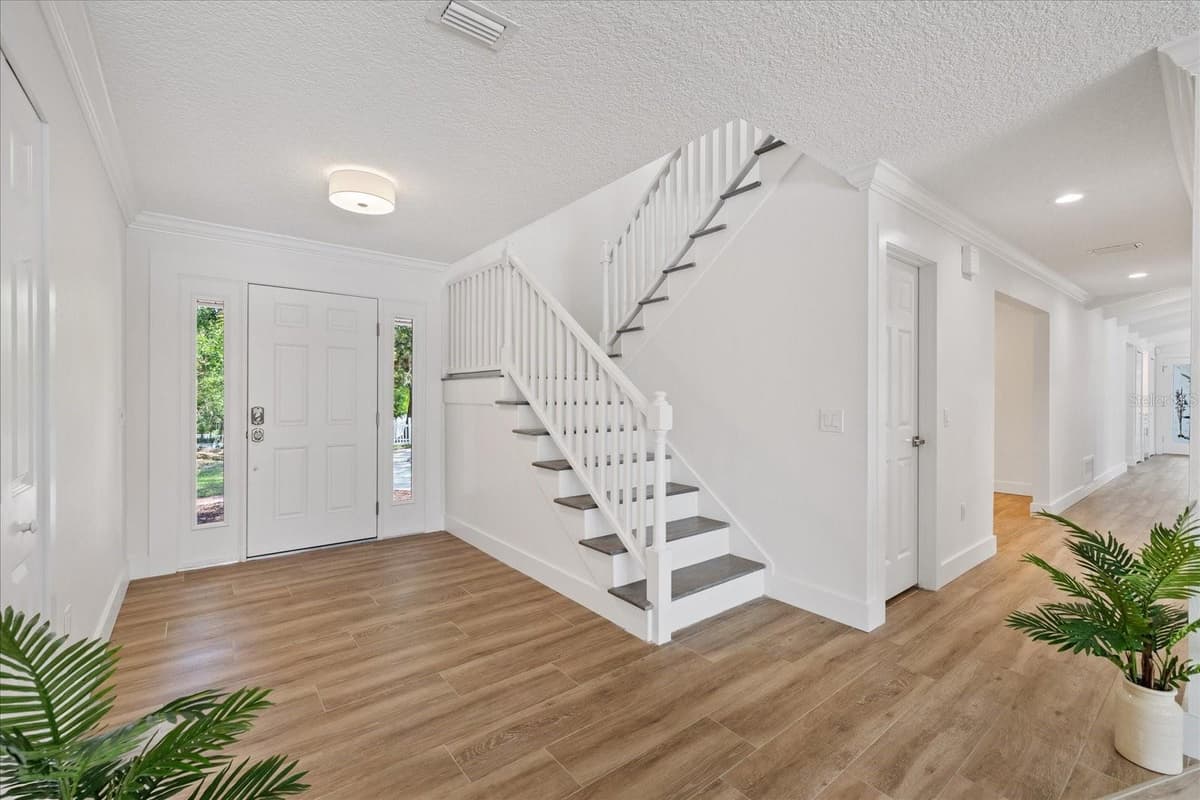 5623 HULL COURT — photo 7 of 98