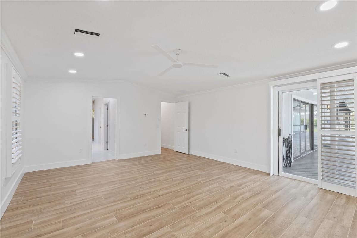 5623 HULL COURT — photo 23 of 98