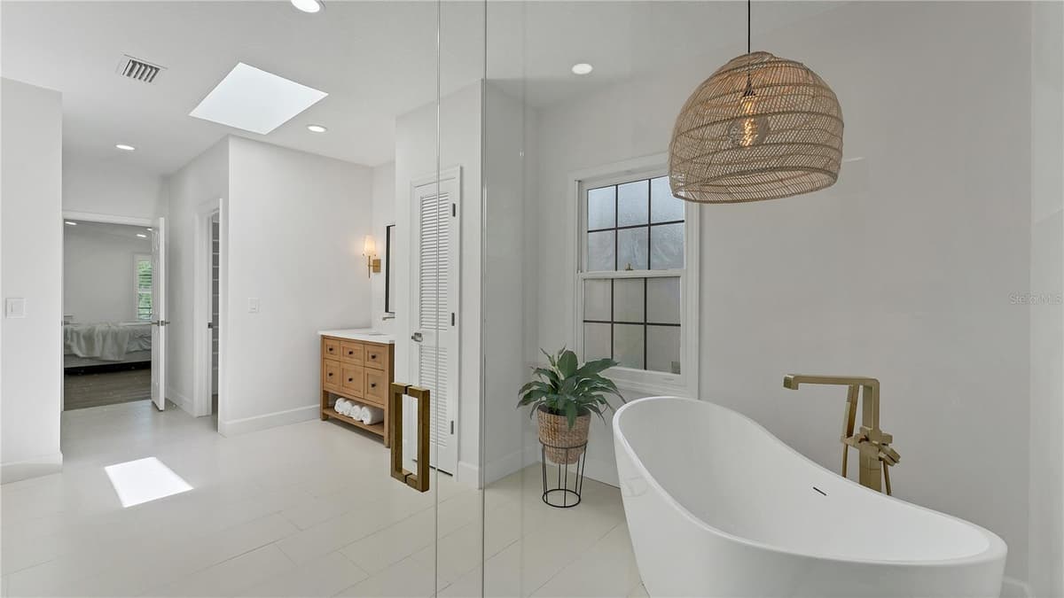 5623 HULL COURT — photo 30 of 98
