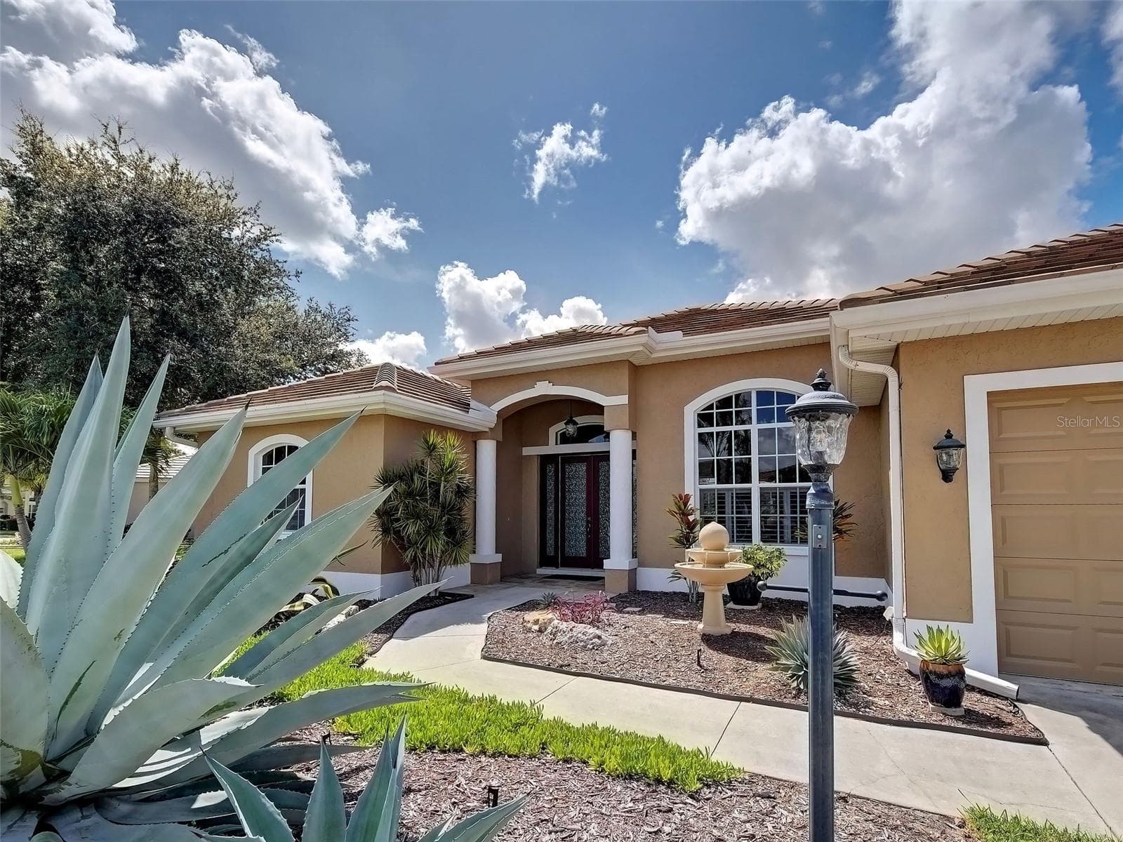 311 WILD PINE WAY — photo 4 of 86