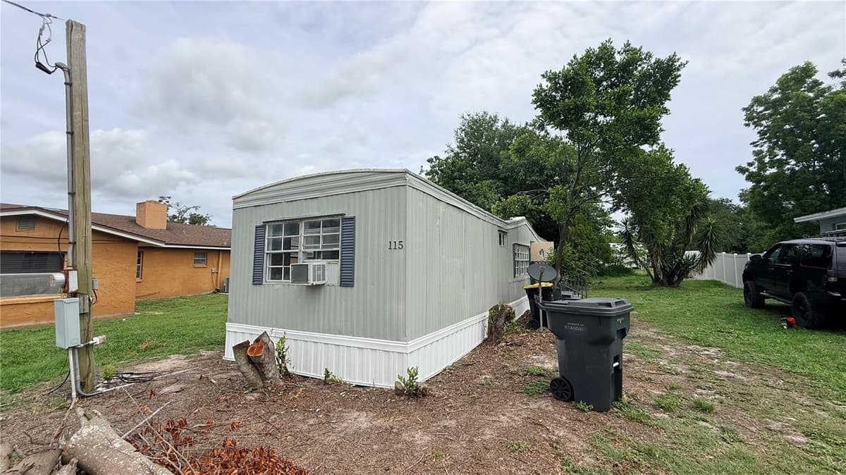 115 WHITFIELD STREET — photo 11 of 28