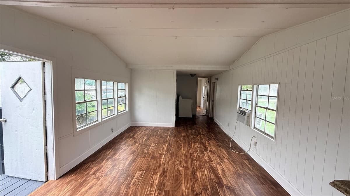 115 WHITFIELD STREET — photo 24 of 28