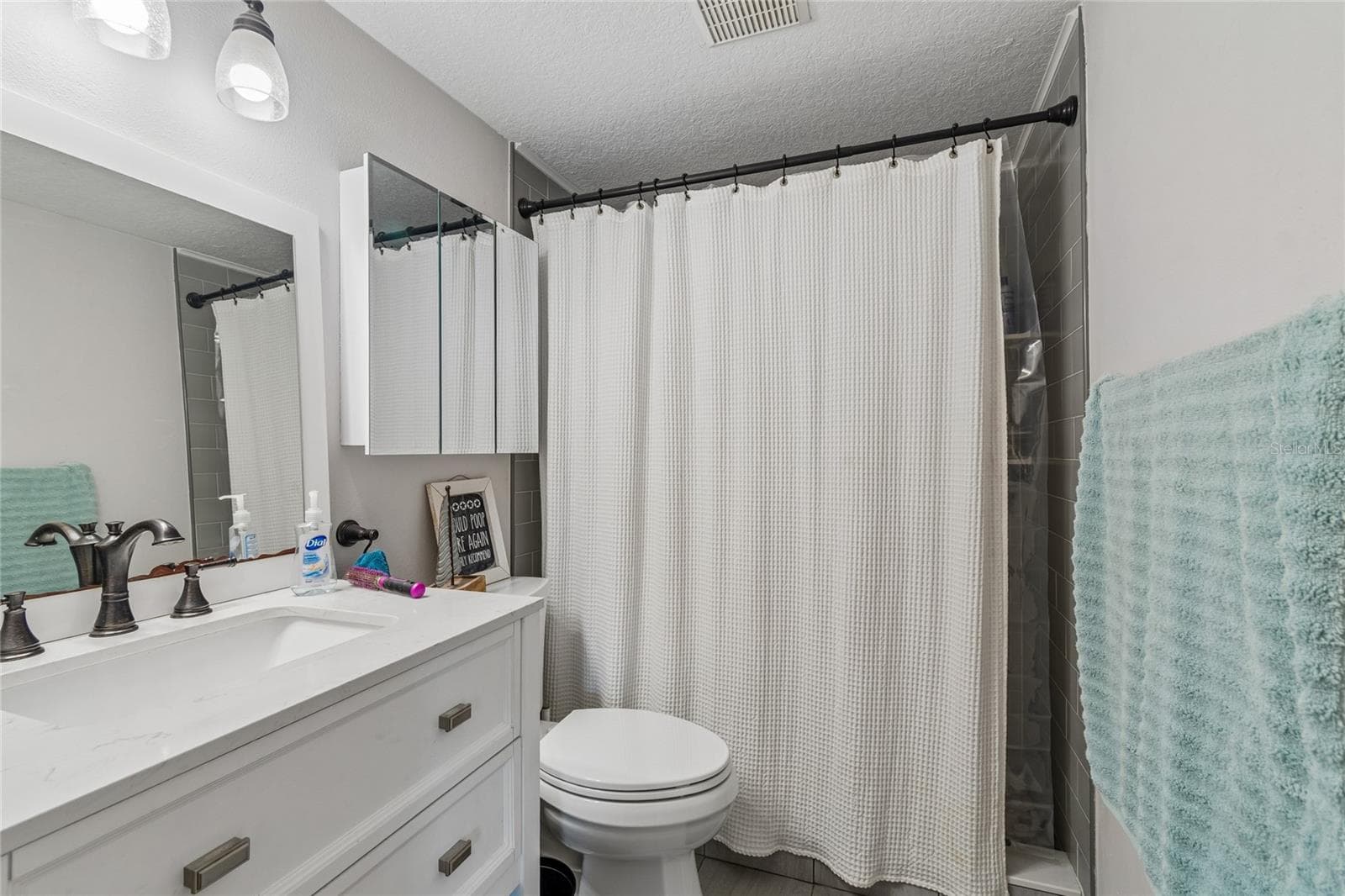 2120 MARQUIS COURT — photo 44 of 52