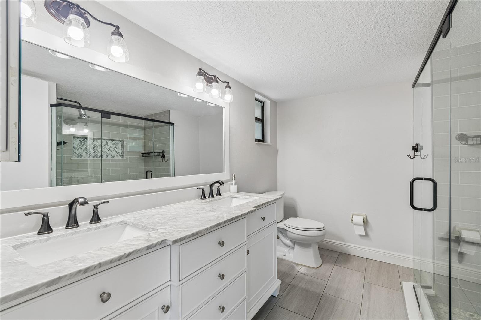 2120 MARQUIS COURT — photo 16 of 52