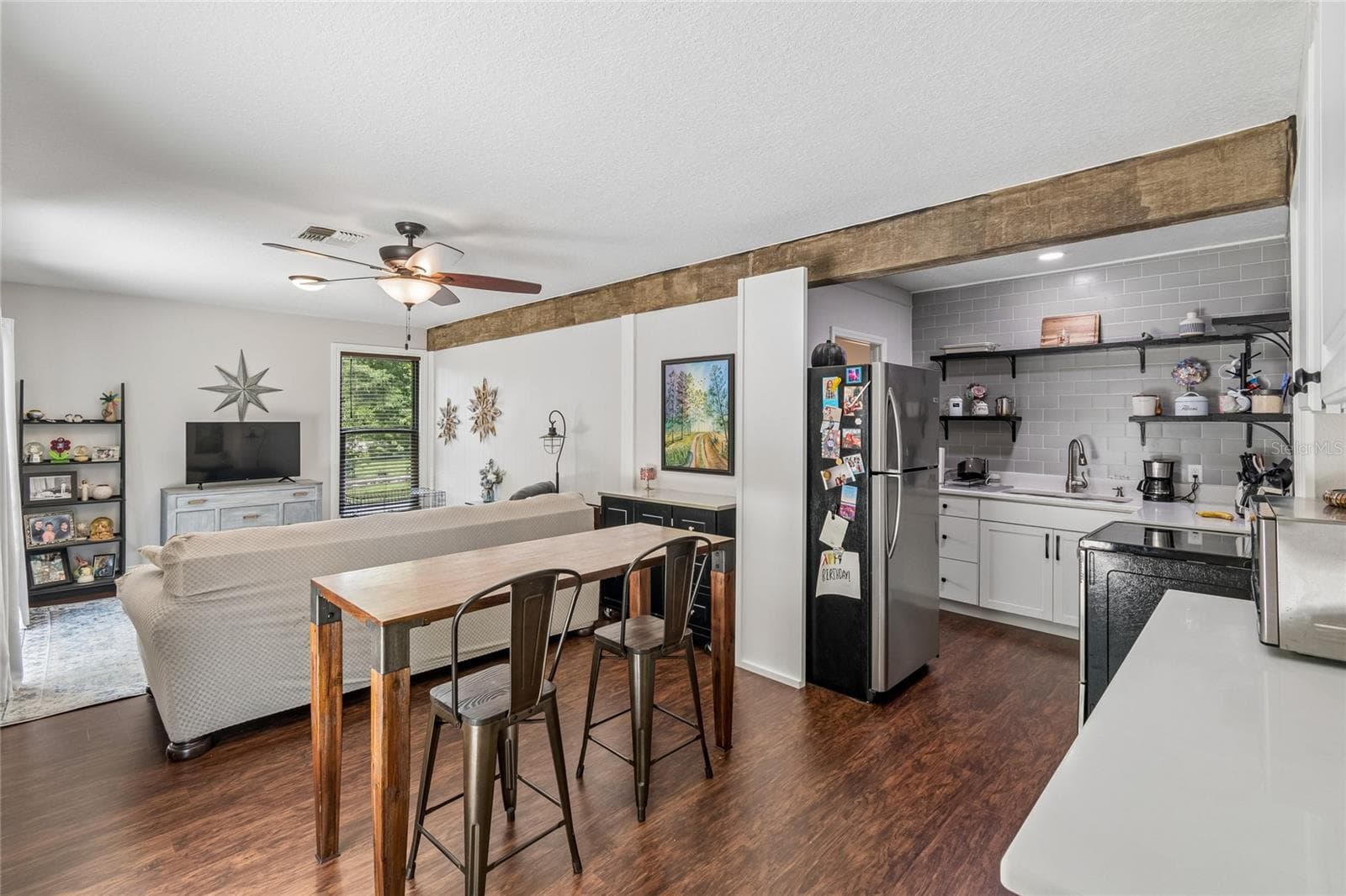 2120 MARQUIS COURT — photo 38 of 52