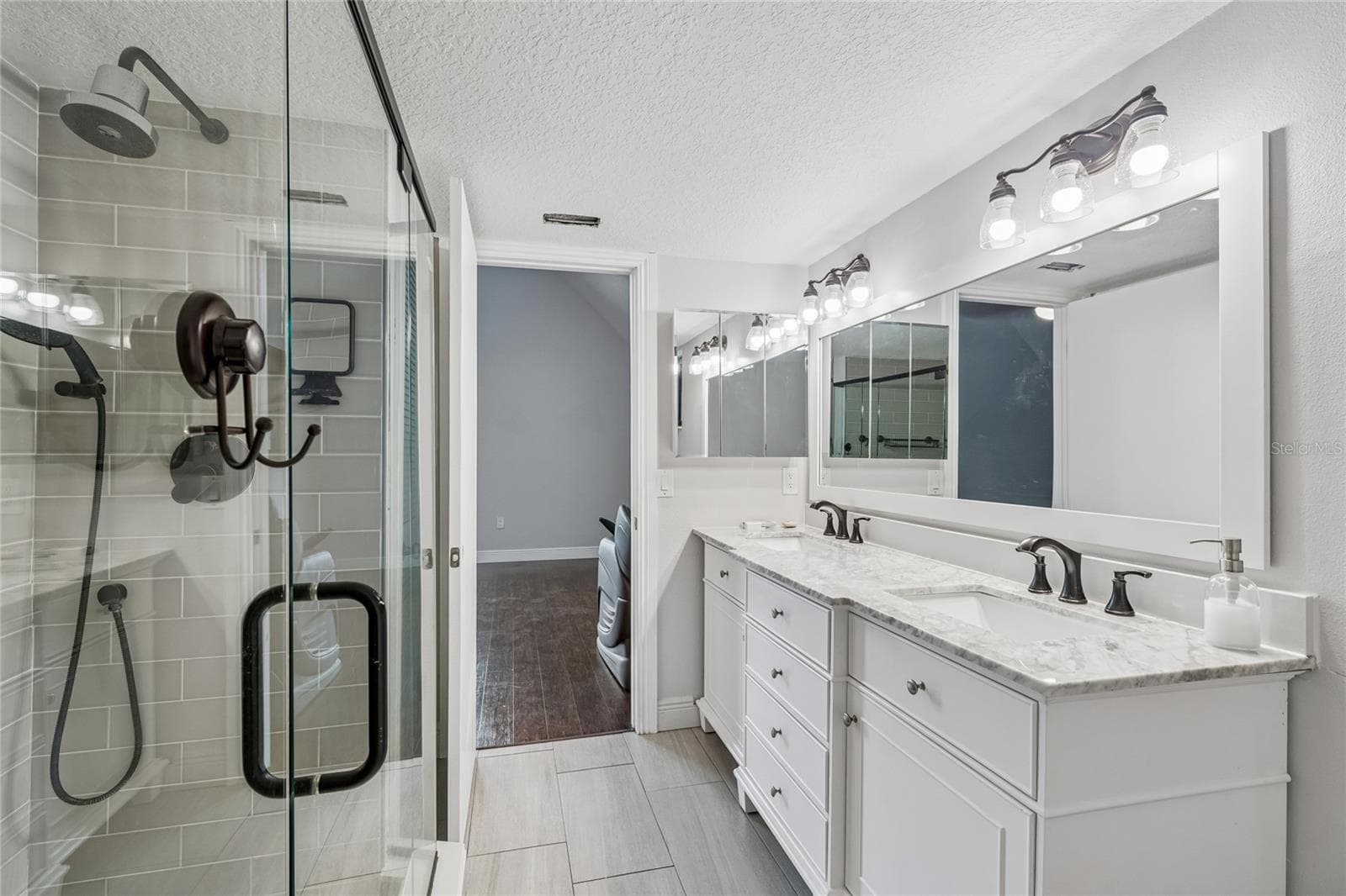 2120 MARQUIS COURT — photo 18 of 52