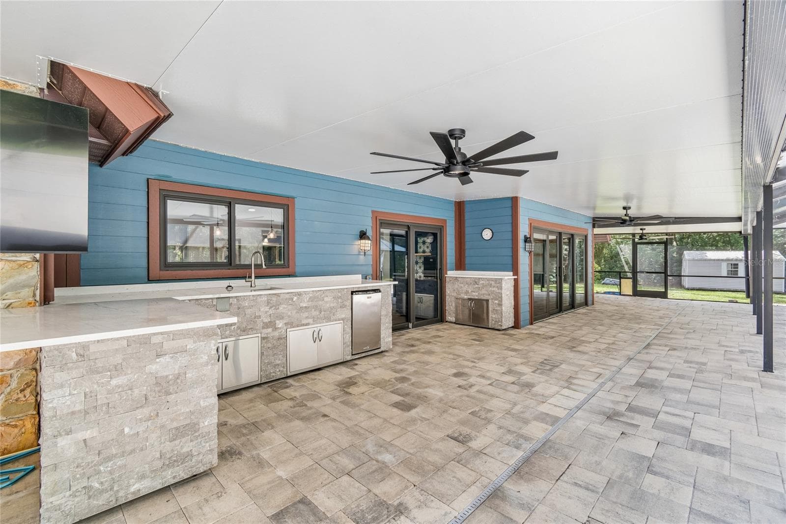 2120 MARQUIS COURT — photo 35 of 52