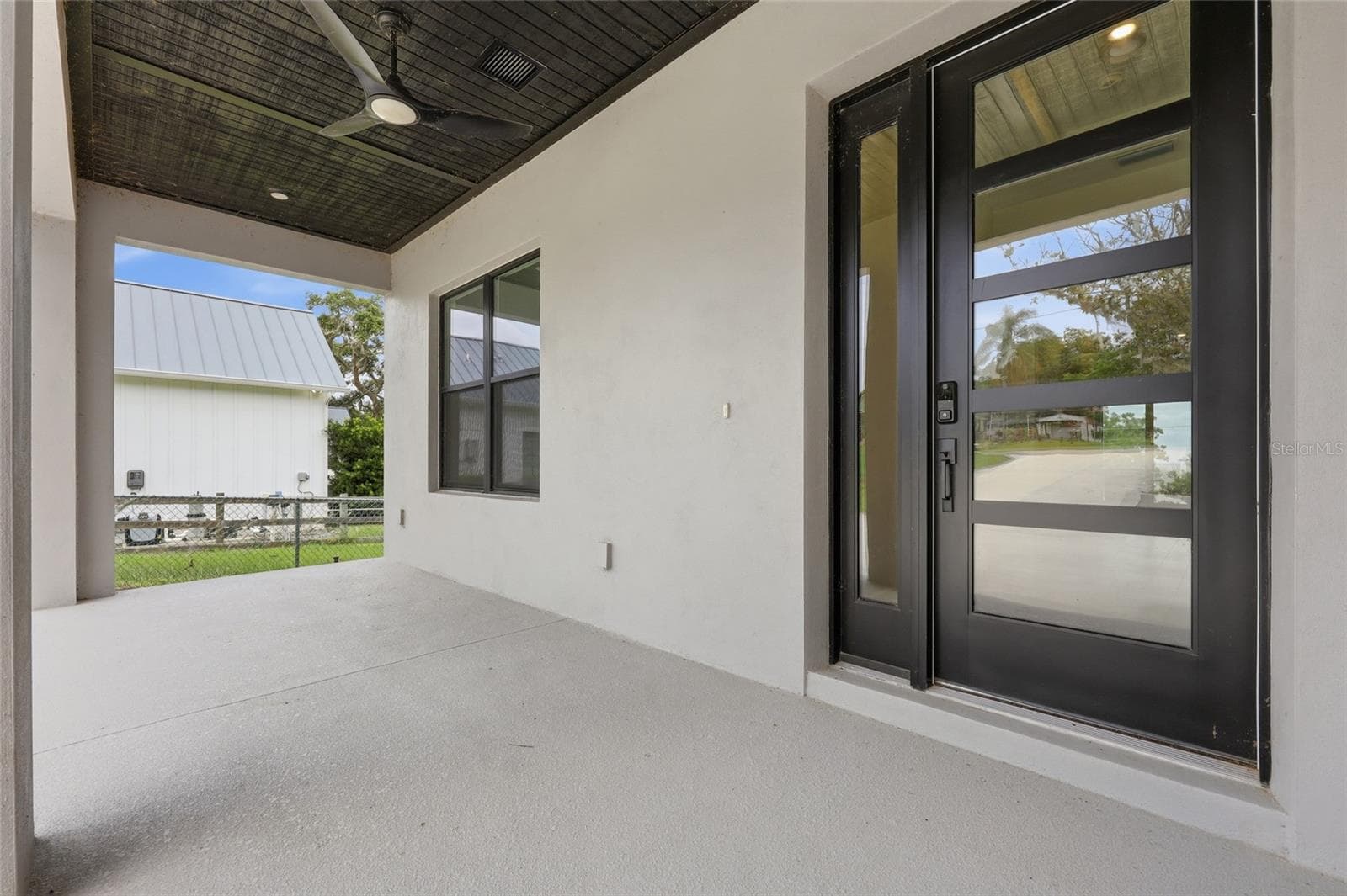17540 THIRD STREET — photo 6 of 37