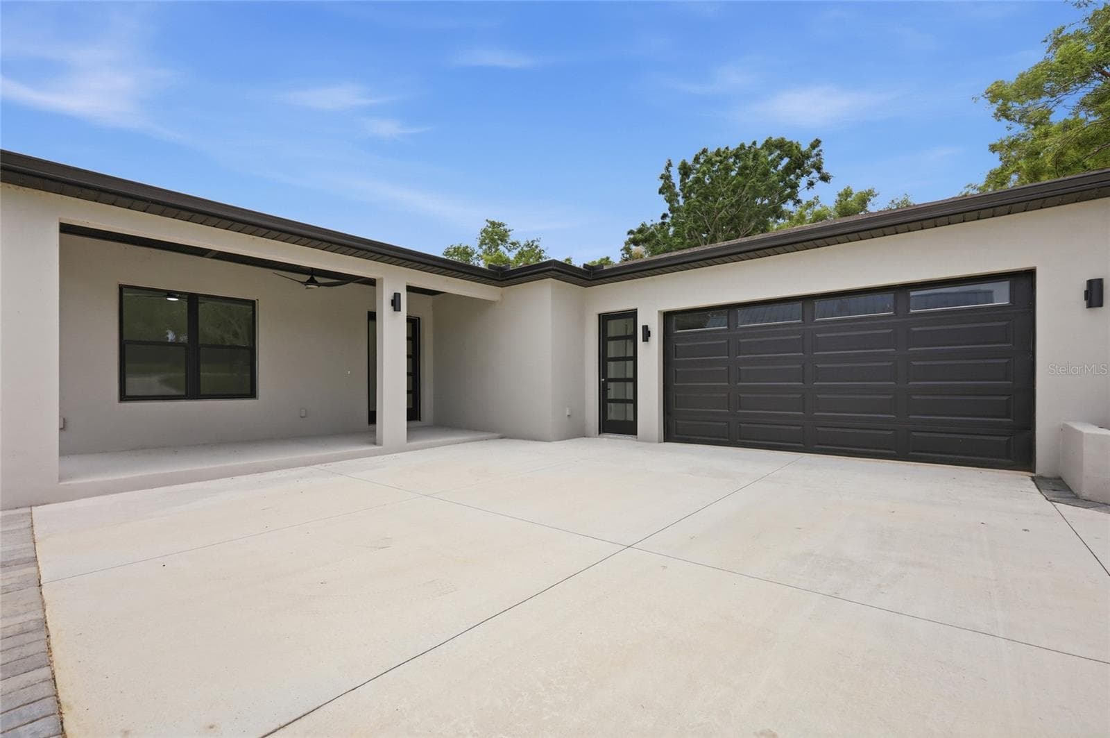 17540 THIRD STREET — photo 5 of 37