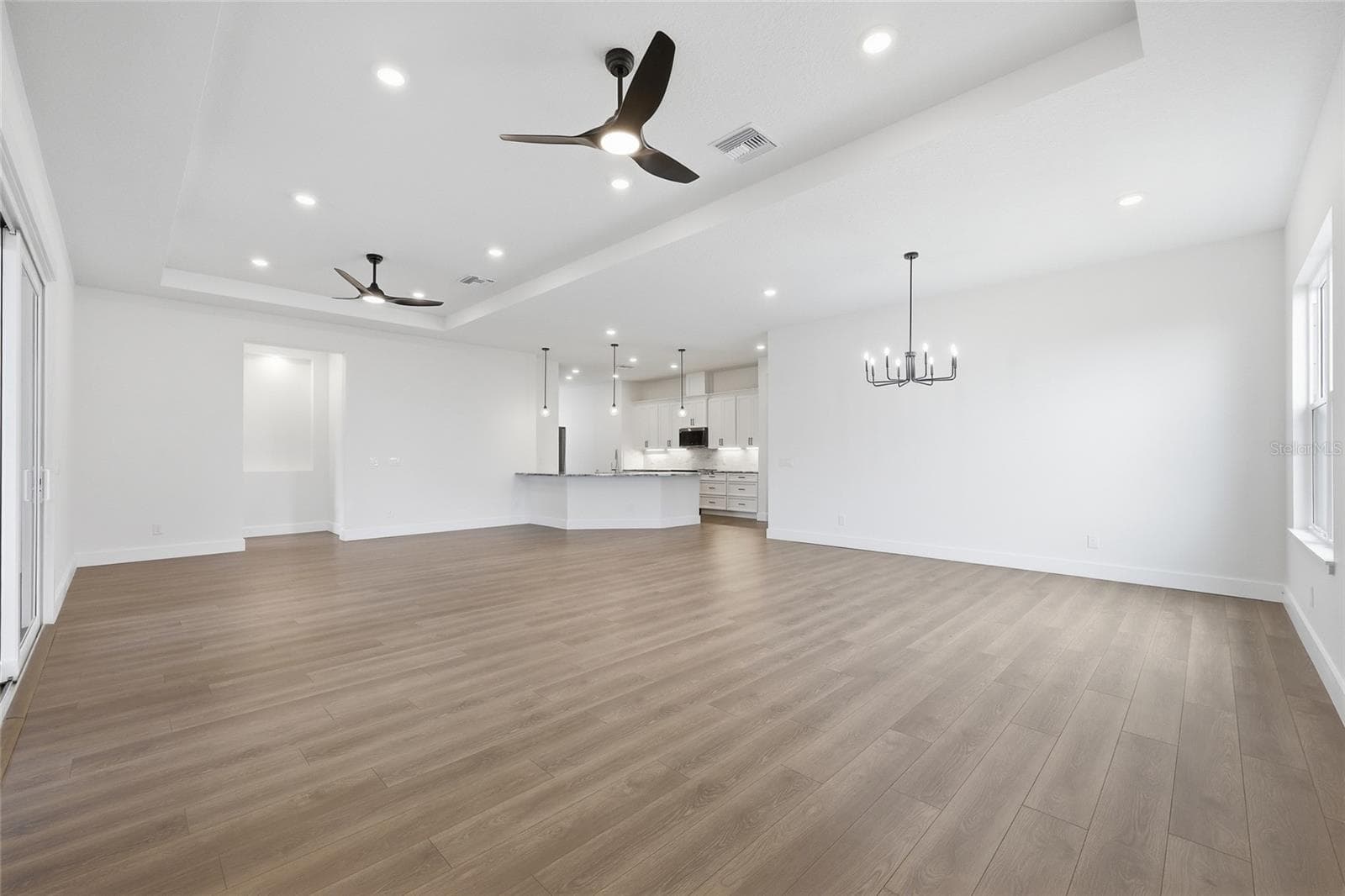 17540 THIRD STREET — photo 14 of 37