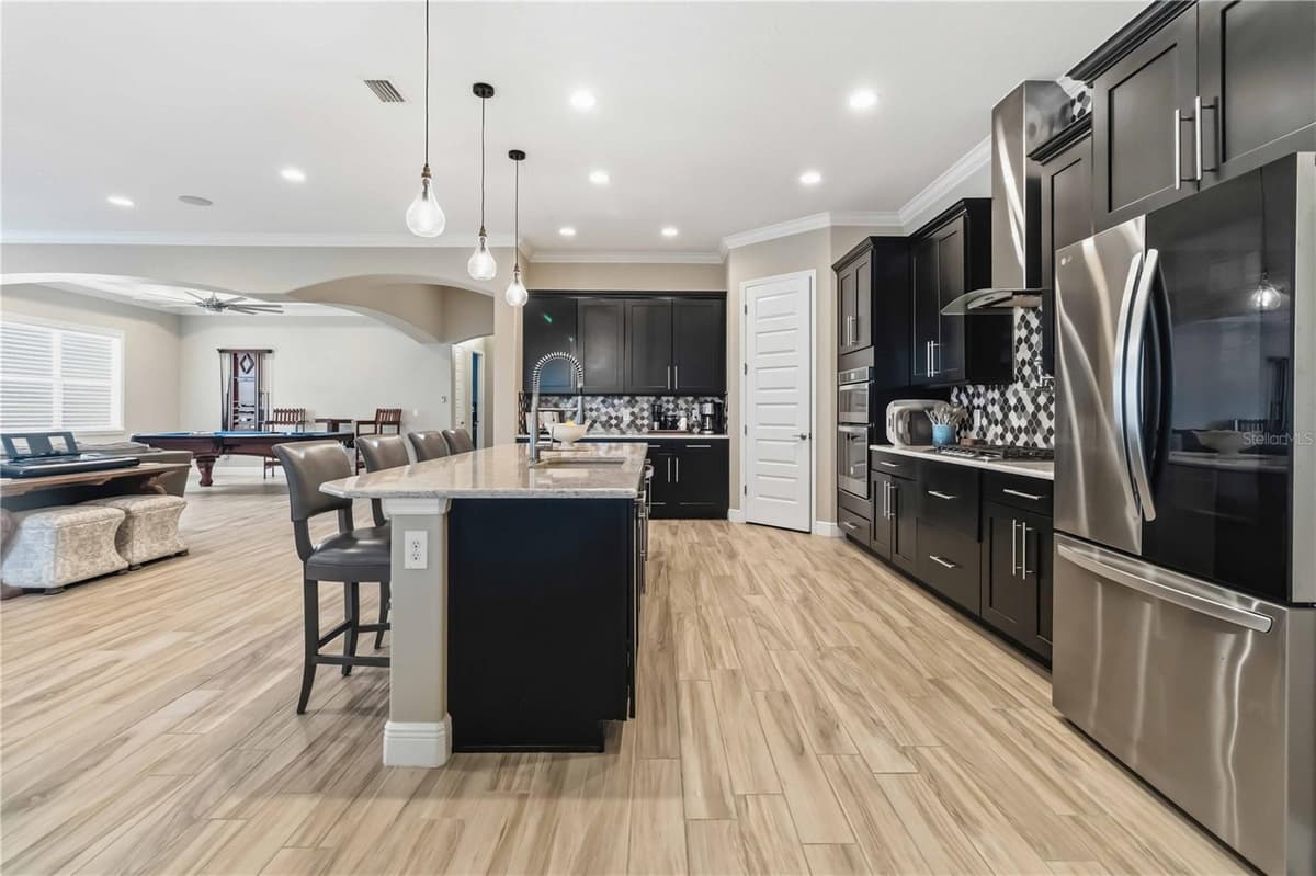 7966 WYNDHAM DRIVE — photo 16 of 43